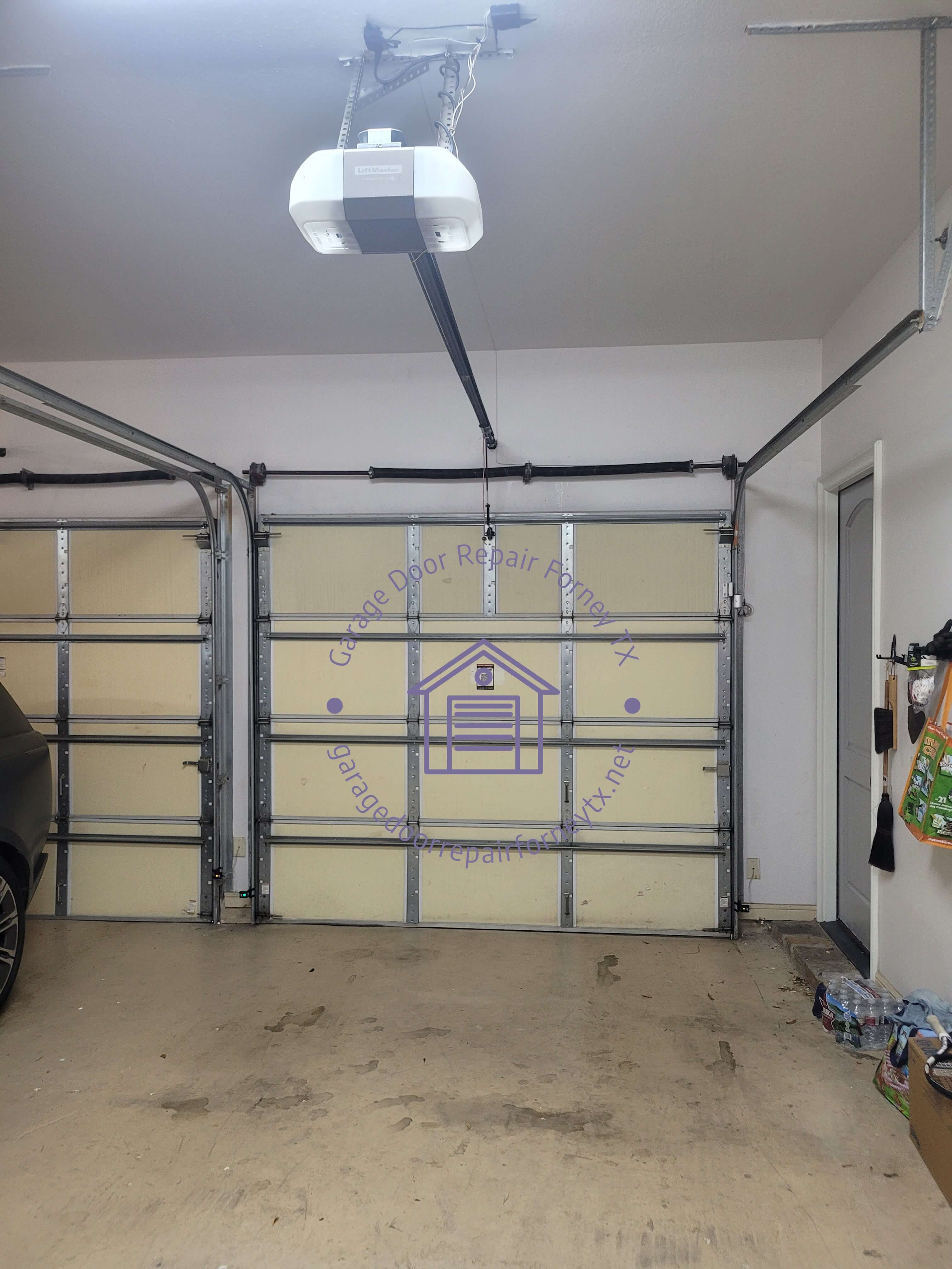 garagedoorrepairforneytx.net_liftmaster_garage_door_opener_install