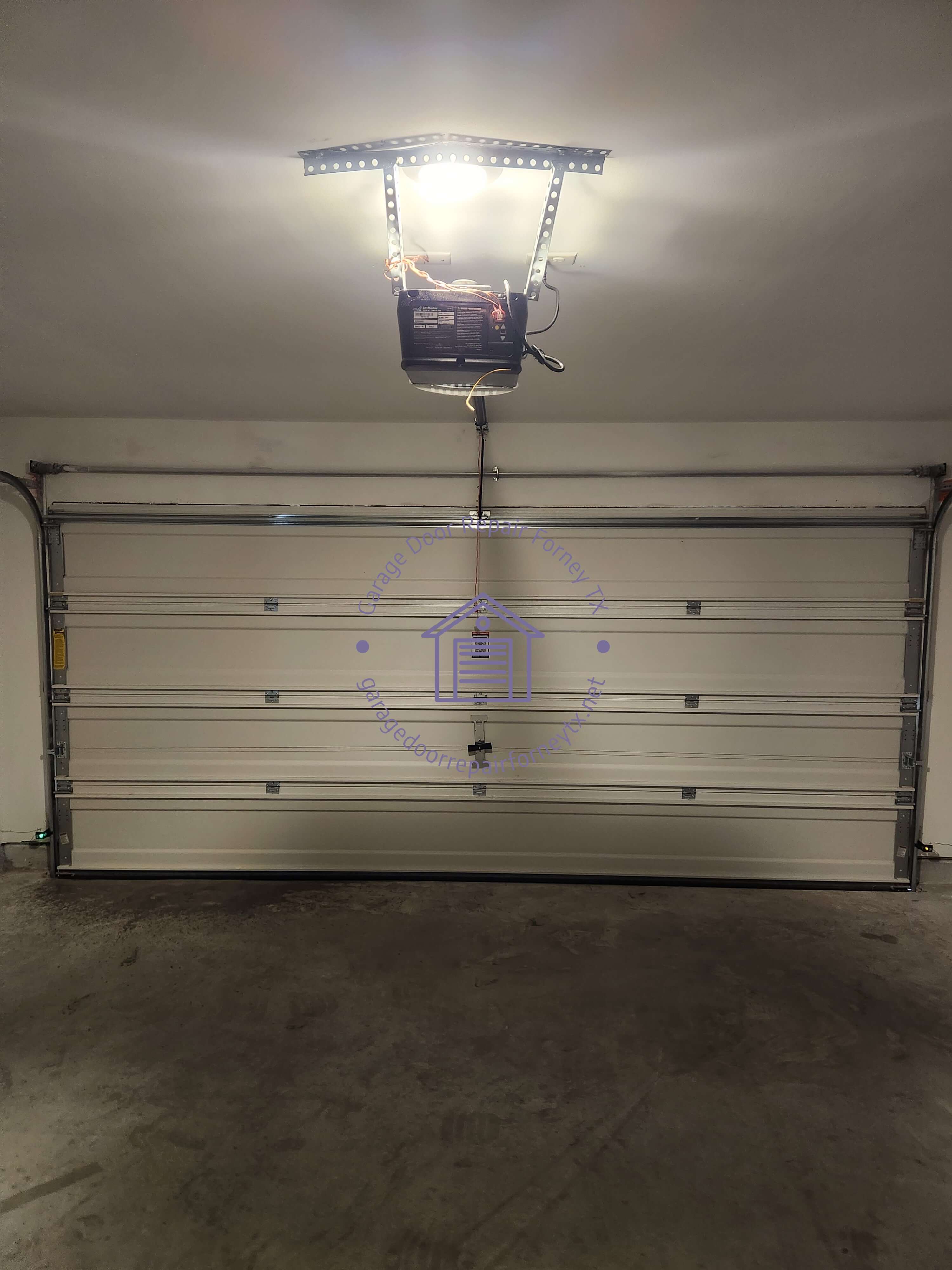 garagedoorrepairforneytx.net_wayne_dalton_tuarquemaster_repair